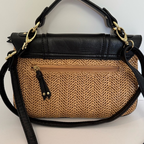 OLIVIA + JOY woven Straw Crossbody Bag - Picture 2 of 9